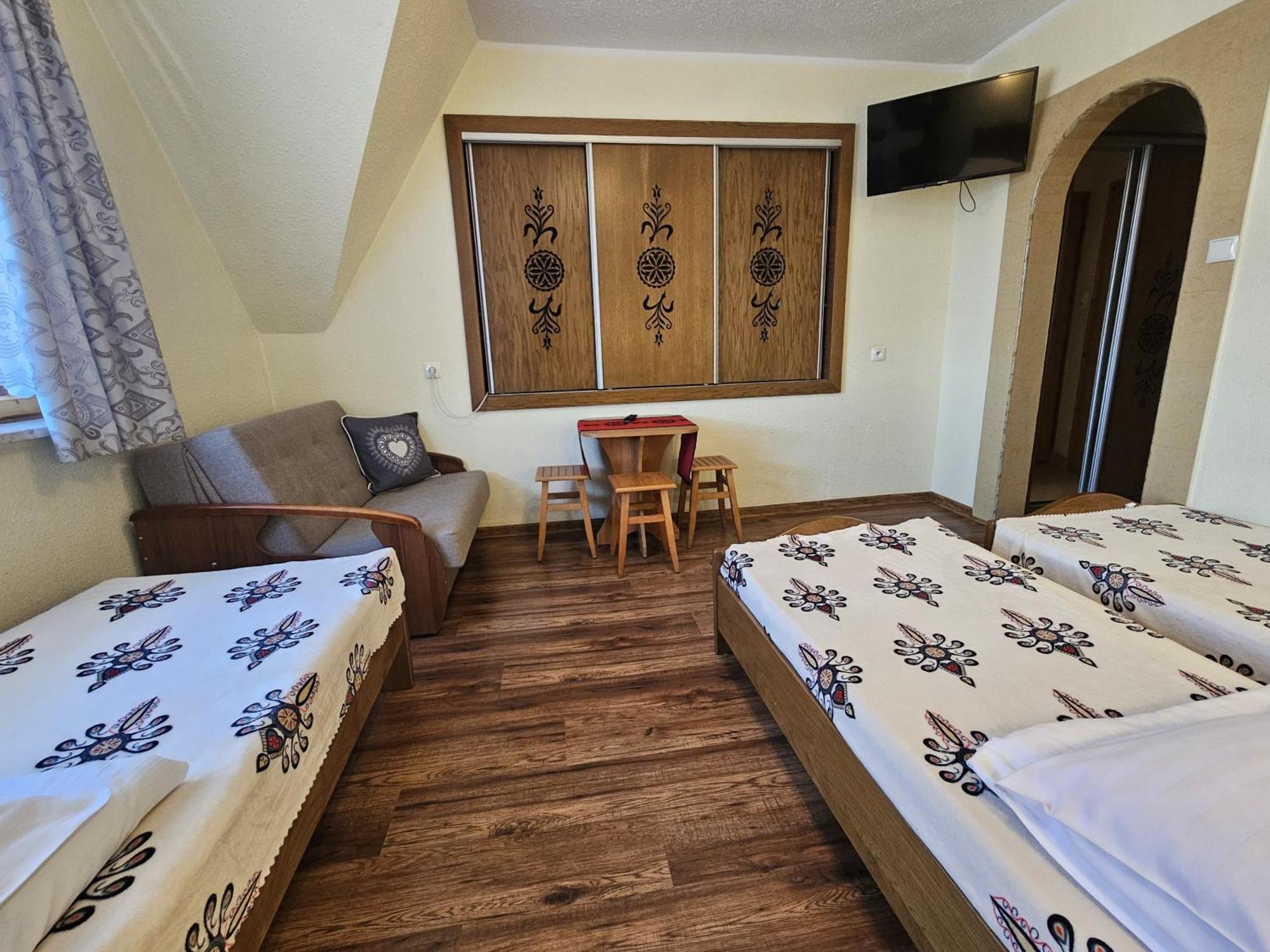 Homestay U Renaty - Widok Na Giewont *