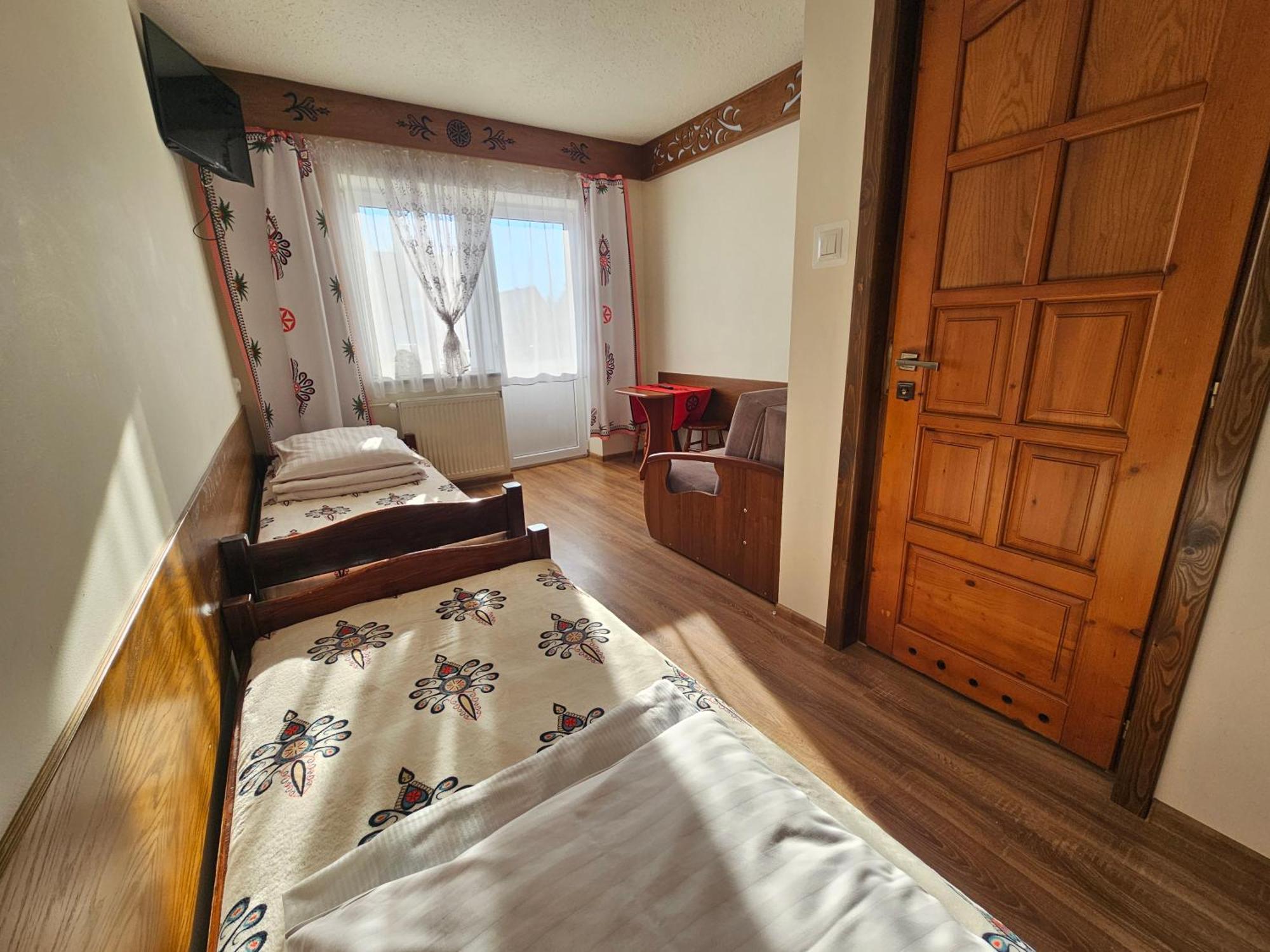 Homestay U Renaty - Widok Na Giewont