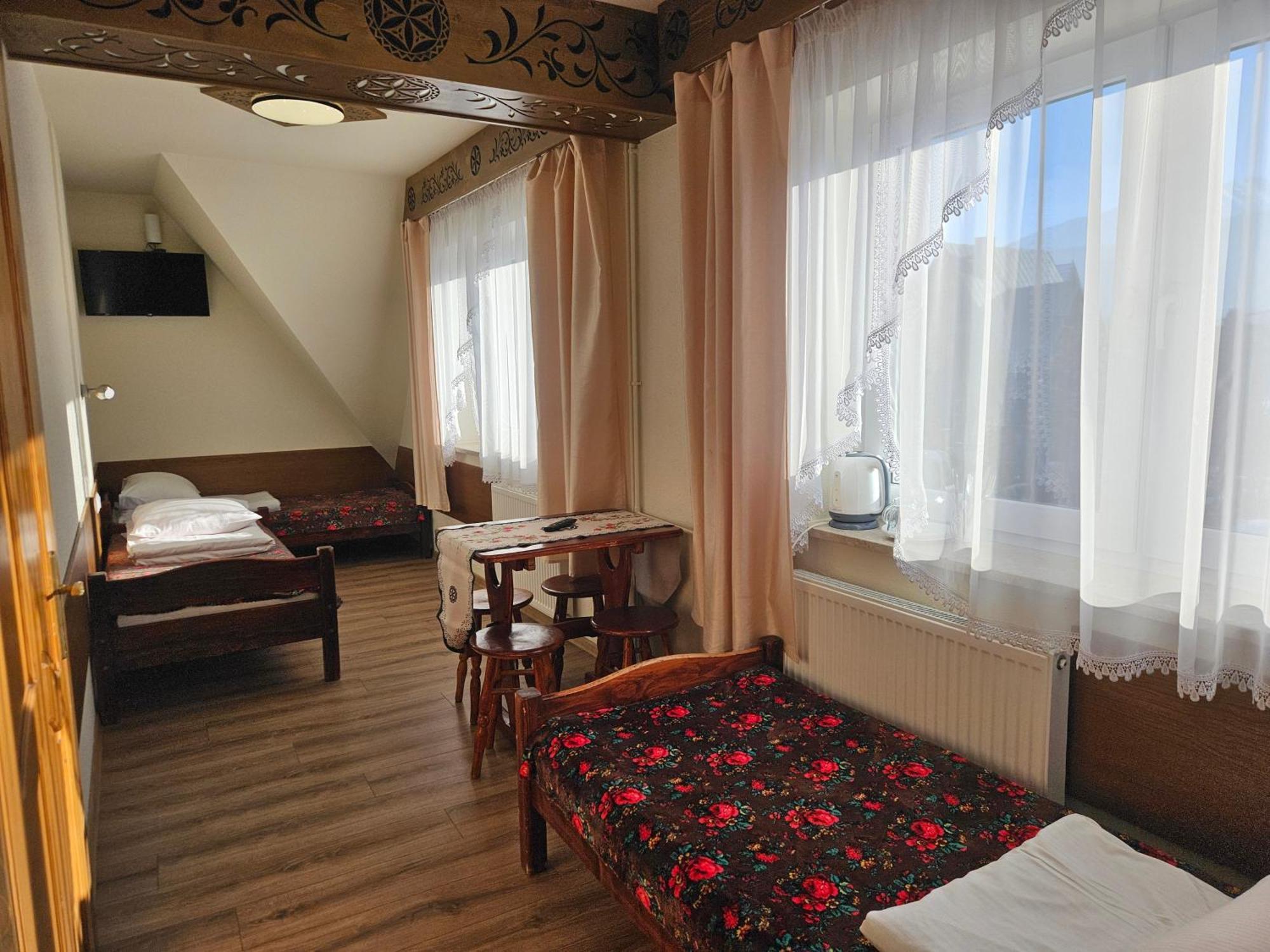 Homestay U Renaty - Widok Na Giewont